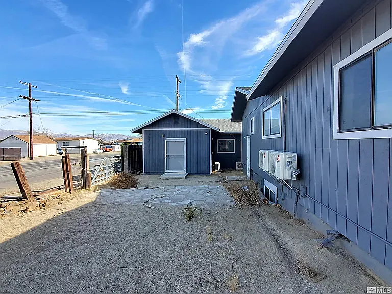 690 J St — Photo 4