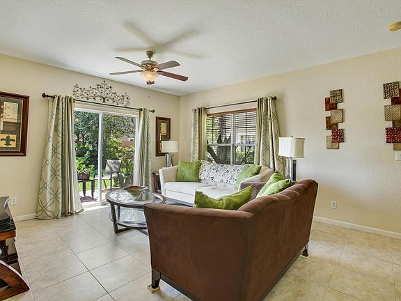 3rd image of 4201 Cohune Palm Ct