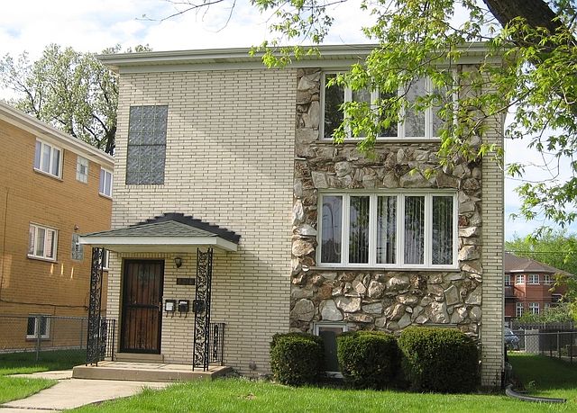 1st image of 8218 W Lawrence Ave