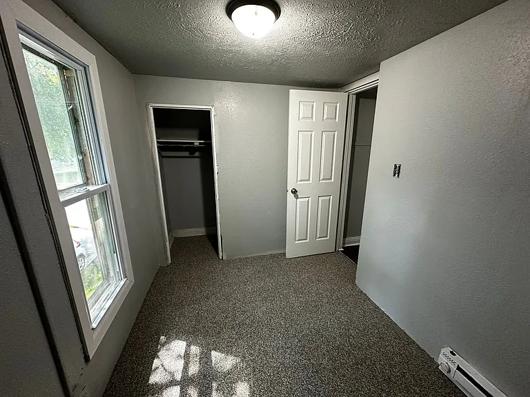 723 Shirland Ave — Photo 6