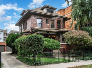 1117 W Pratt Blvd, Chicago, IL 60626