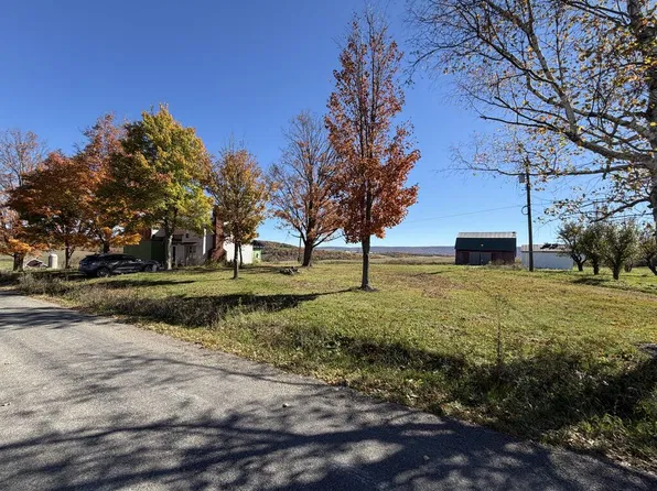 608 Seeley Rd, Canton, PA 17724