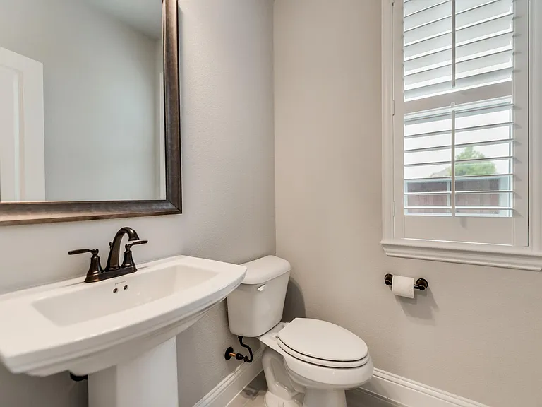 15901 Crosslake Ct — Photo 8