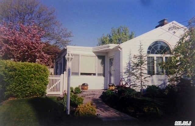 1st image of 137 Broome Ave