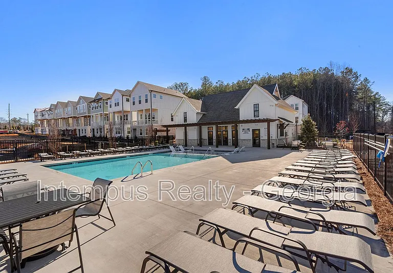 102 Pinecone Pkwy — Photo 22