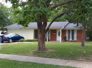 8813 Stonelake Pl, Shreveport, LA 71108