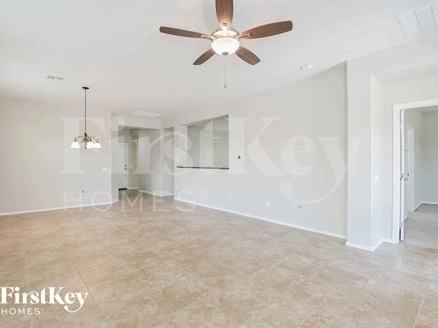 3 bed, 2.0 bath, 1517 sqft, $1,910 — Photo 2