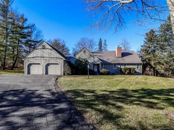 9 Meadow Lane, Sherman, CT 06784