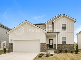 271 W Millbrook Dr, Spring Hill, TN 37174