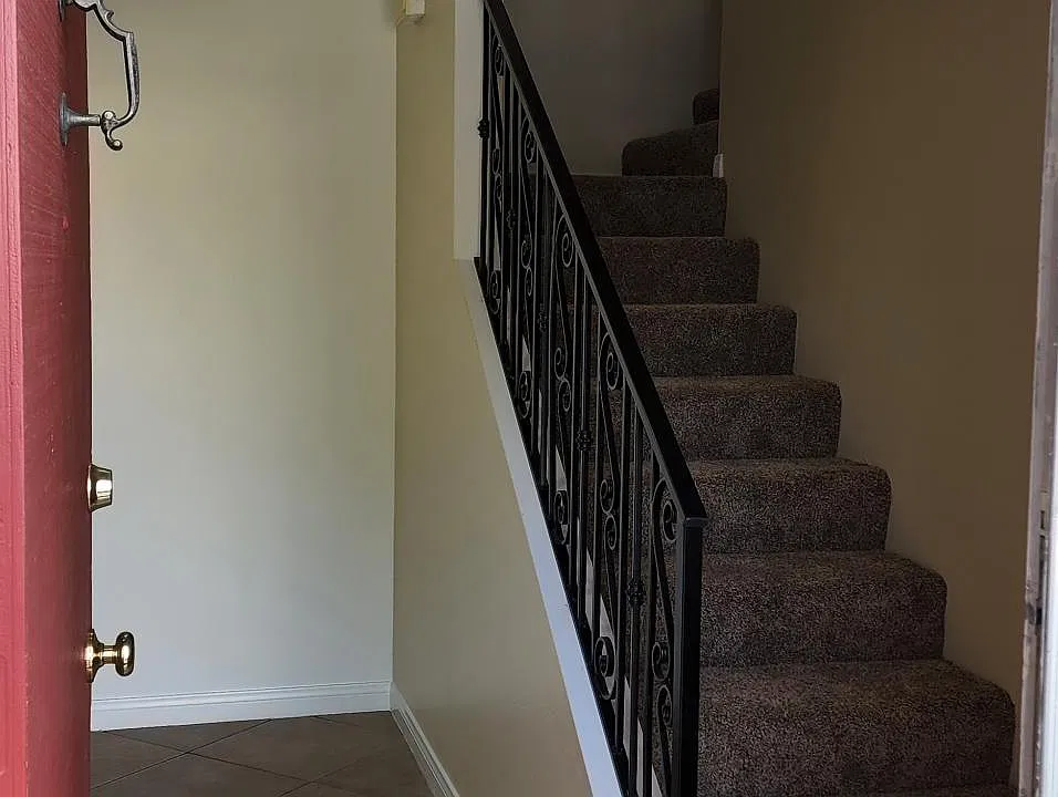 FRONT DOOR ENTRY