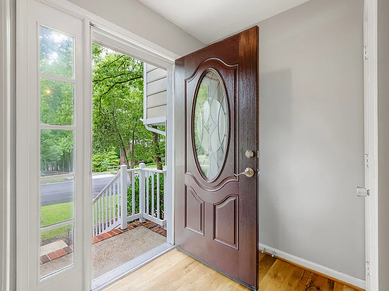 Main level front entrance