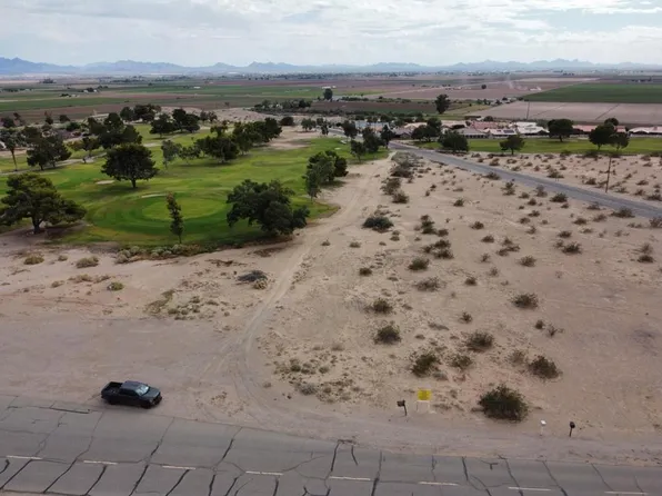 W Wells St, Blythe, CA 92225