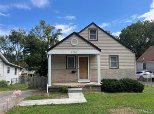 3720 High Dr, Saint Ann, MO 63074