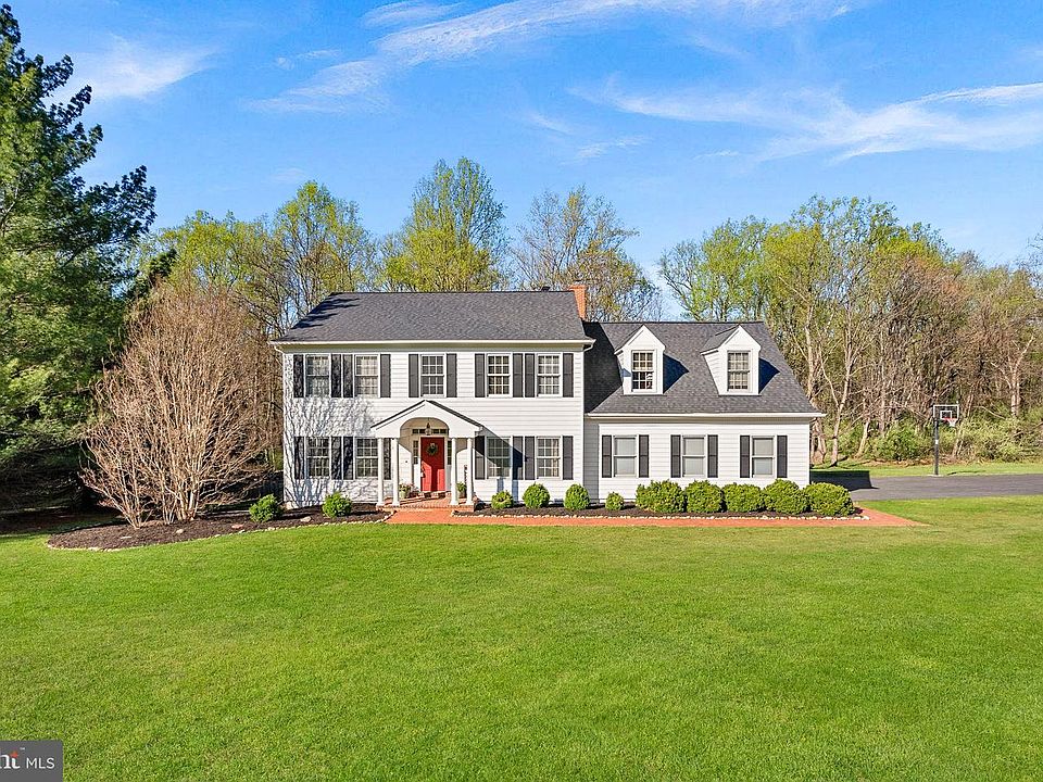 1st image of 43464 Evans Pond Rd