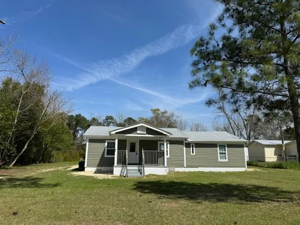 320 W Church St, Poulan, GA 31781