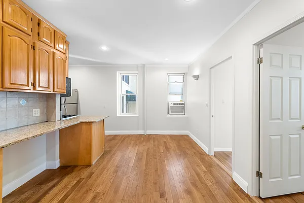Rented by Nest Seekers International | media 2