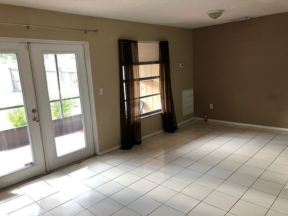3rd image of 13906 Village Terrace Dr