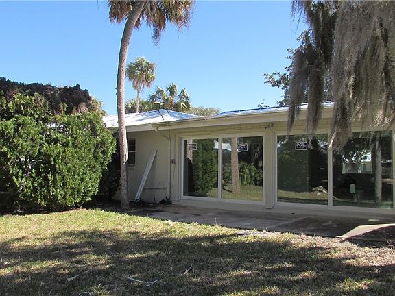 2nd image of 11499 W Bayshore Dr