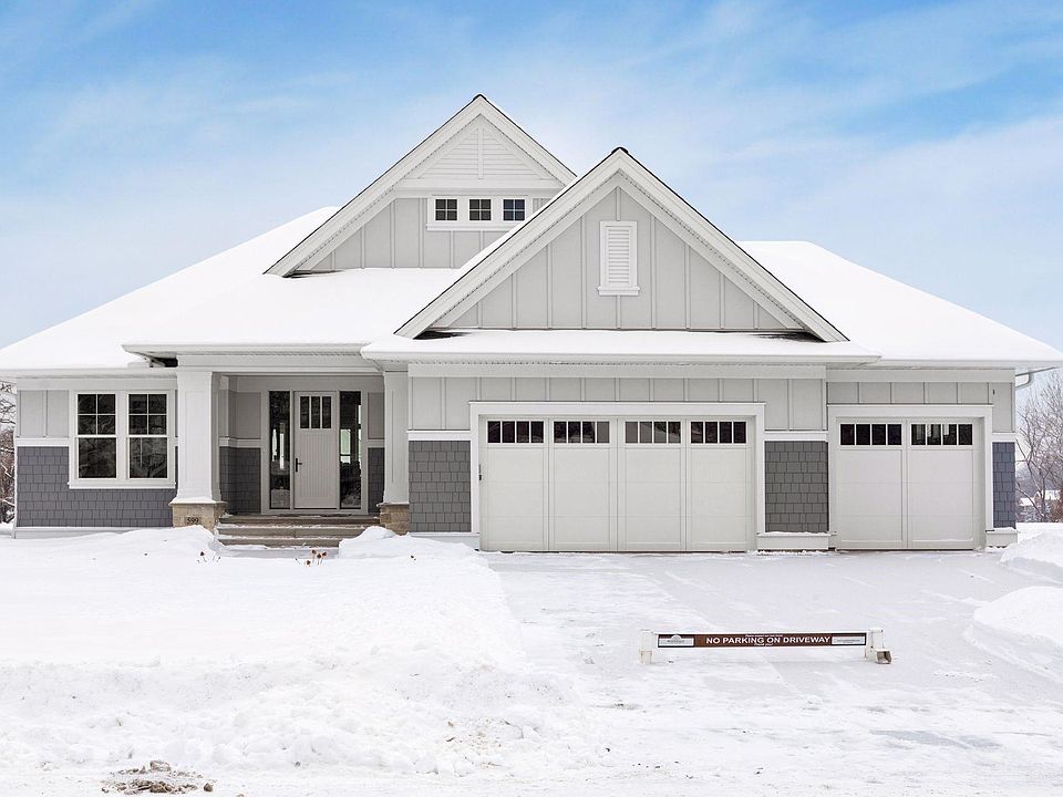 1st image of 556 Harbor Ct