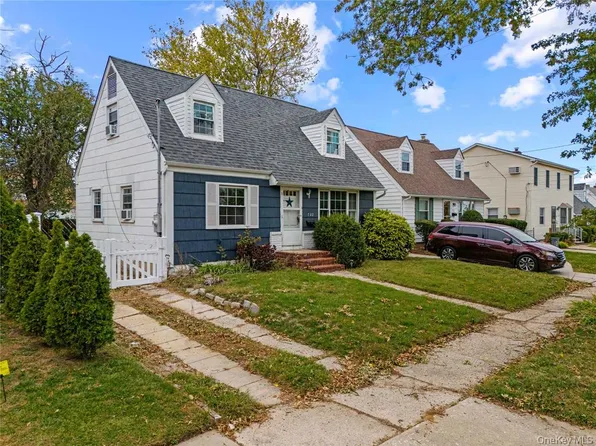 7-22 151st Place image 3 of 23