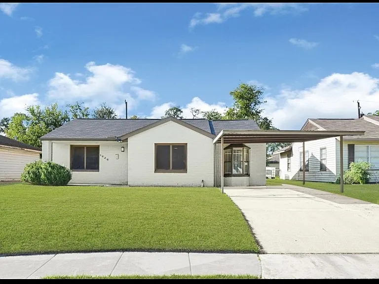 3626 Yosemite St — Photo 2