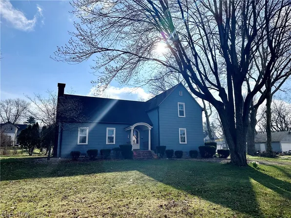 411 Washington Ave, Niles, OH 44446