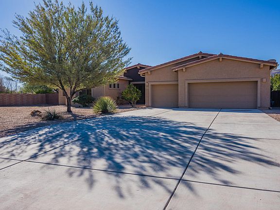 2nd image of 8439 N Ironwood Reserve Way