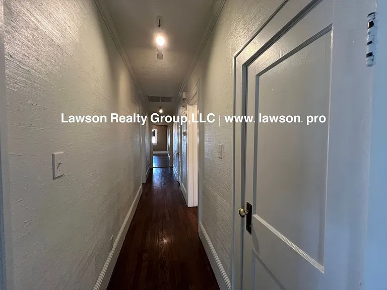 928 2nd St SW — Photo 11