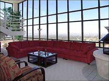 3rd image of 3125 E Kennedy Dr APT 505