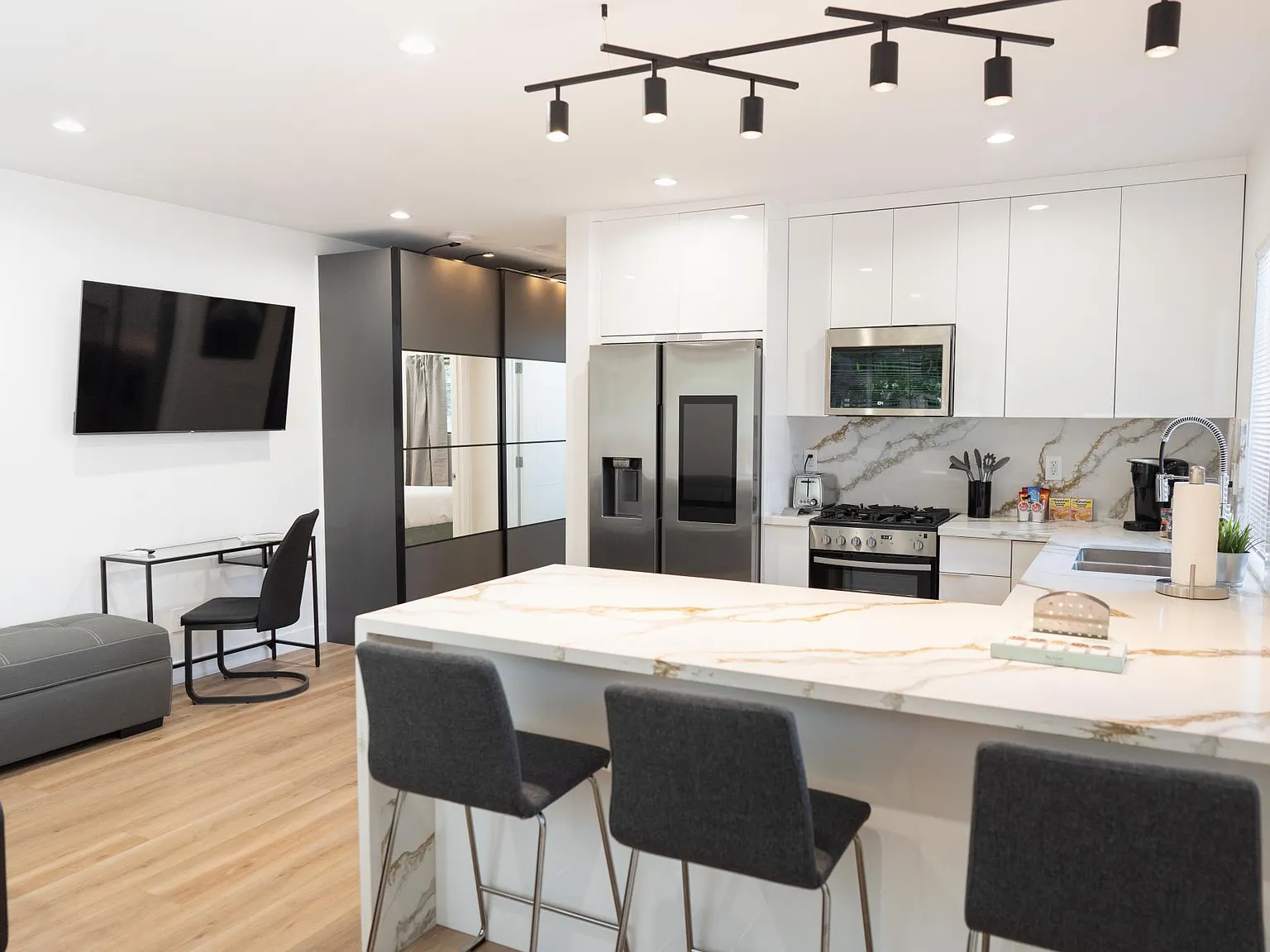 1 bed, 509 sqft, $3,500 — Photo 1
