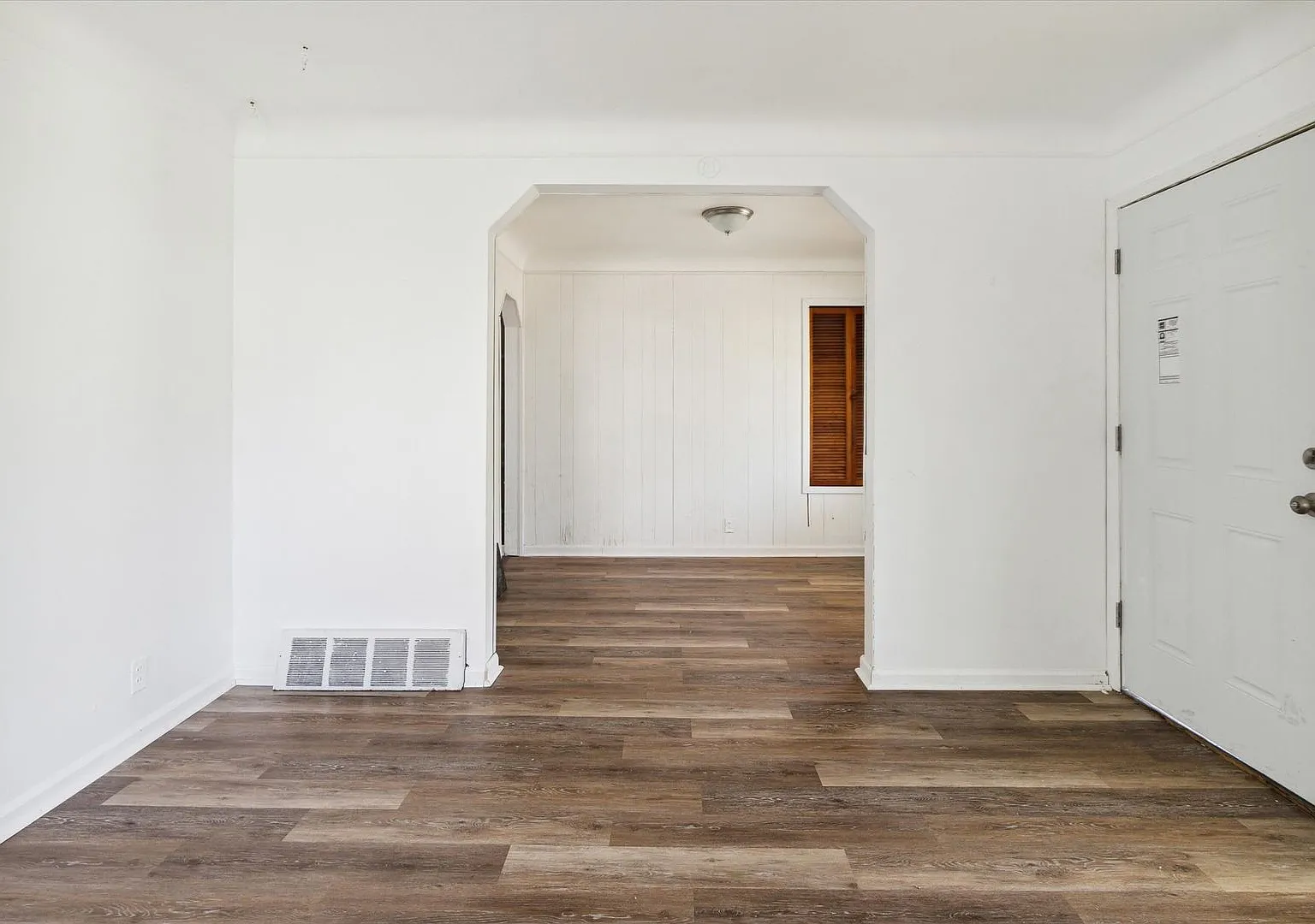 Remodeled 4B 1B Home $1,175 — Photo 4