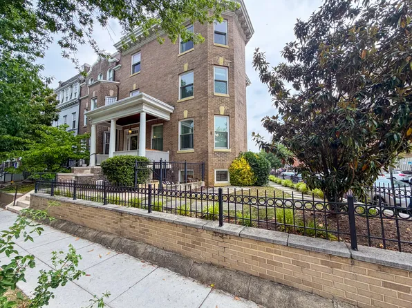 1601 Hobart St NW #1, Washington, DC 20009