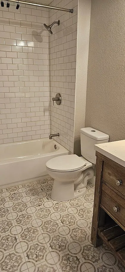 2 bed, 995 sqft, $1,600 — Photo 3
