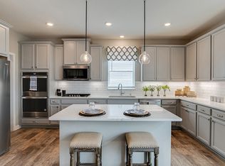 1501 Ironwood Dr, Carver, MN 55315