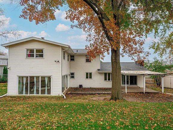 2nd image of 3804 Hemlock Ct