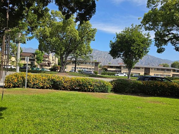 2nd image of 832 W Huntington Dr APT 9