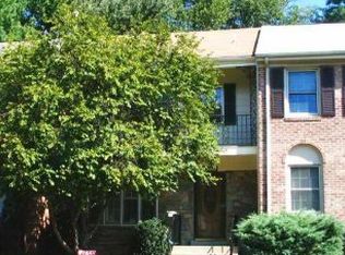 6166 Vine Forest Ct, Falls Church, VA 22044