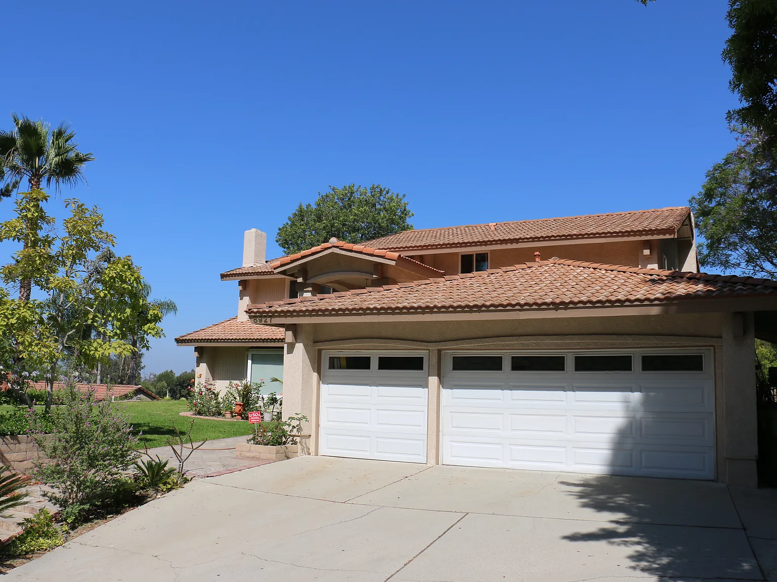 4 bed, 2716 sqft, $5,495 — Photo 4