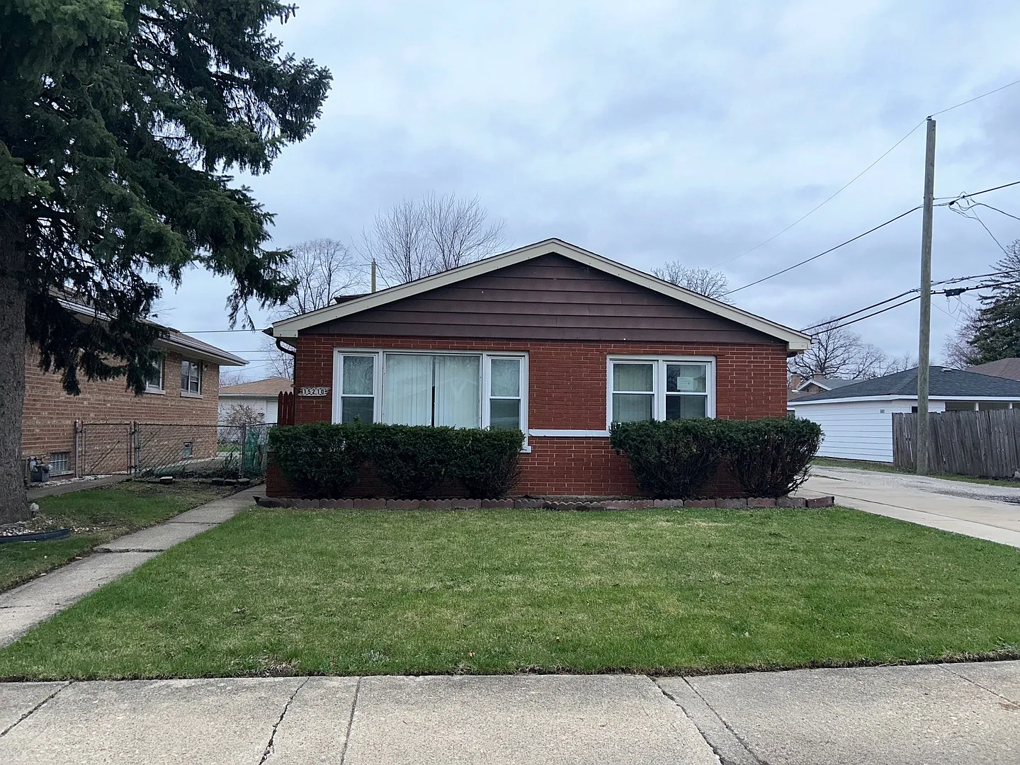 15210 Evers St photo 1