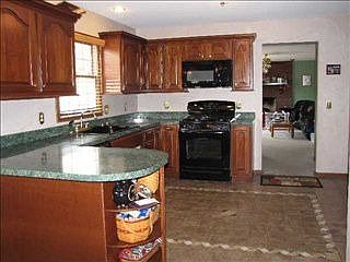 4th image of 1541 Independence Dr