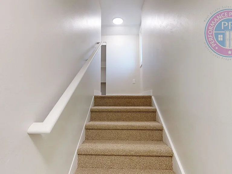 7308 N Jordan Ave — Photo 20