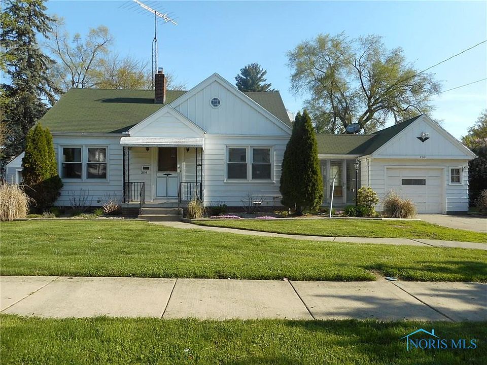 1st image of 2110 Dundee St