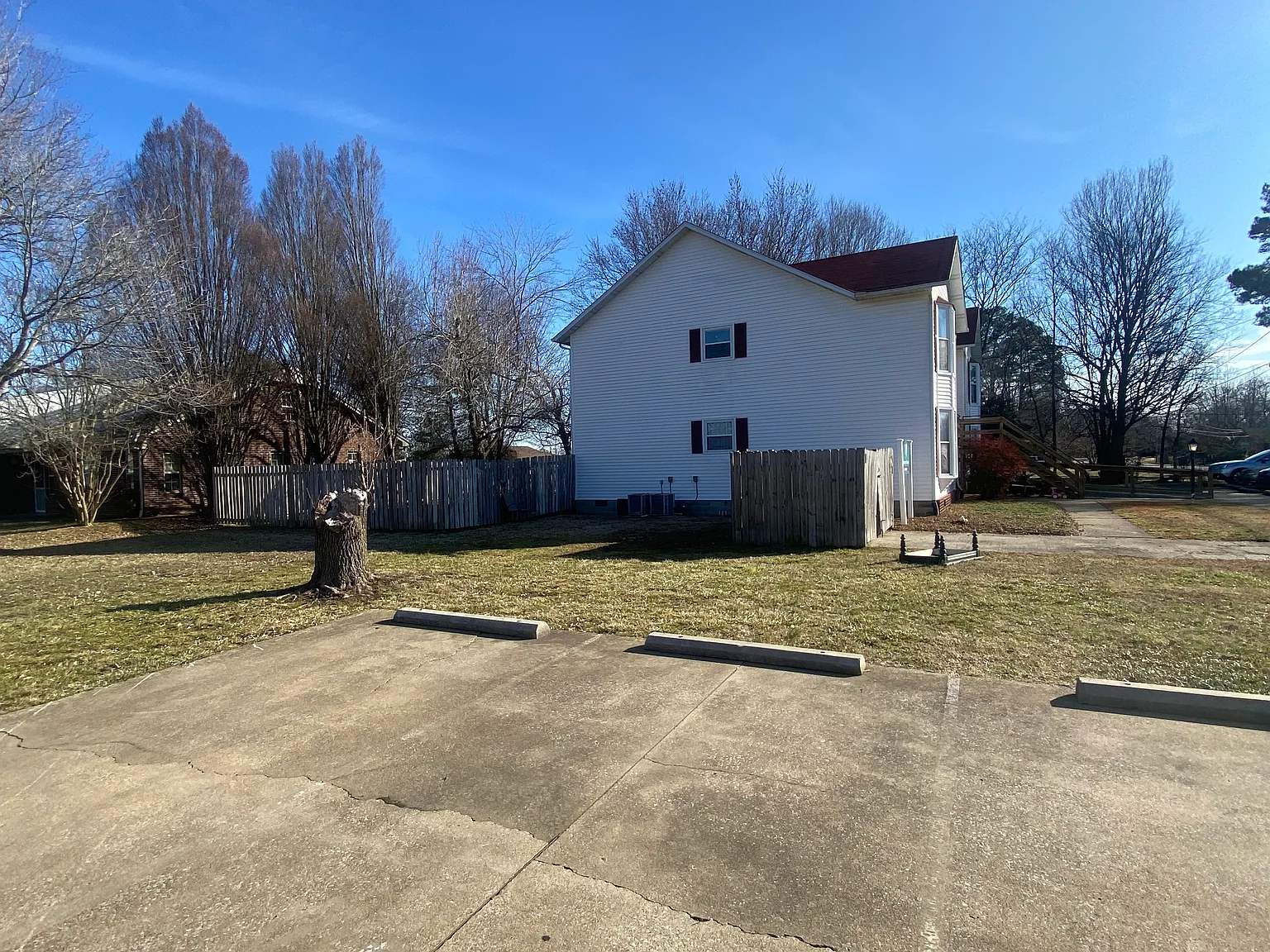 1904 Sherri Ln — Photo 3