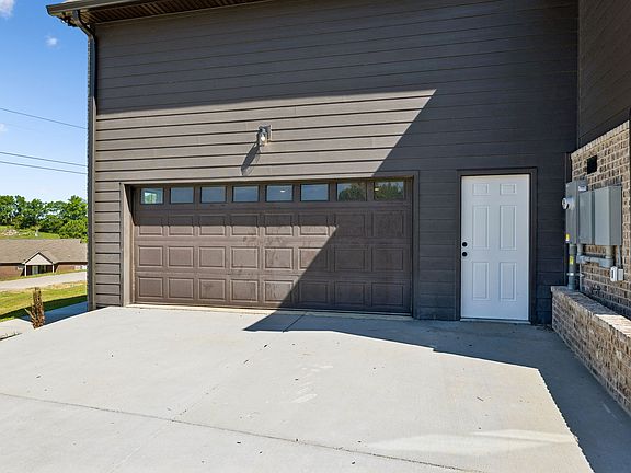 4th image of 475 Bridle Path Lot 61