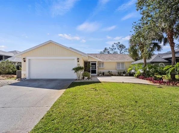 888 Guild Dr, Venice, FL 34285