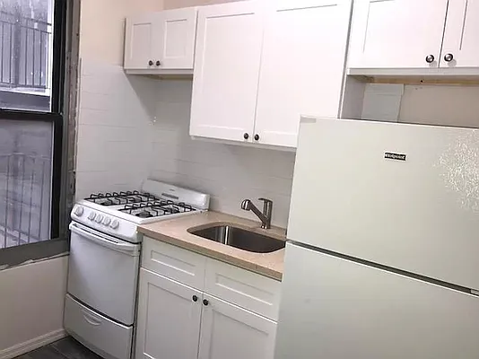 Rented by R New York | media 1