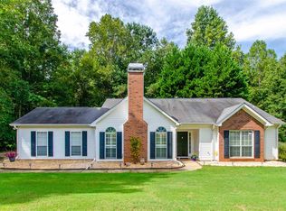 95 Riverside Ct, Sharpsburg, GA 30277