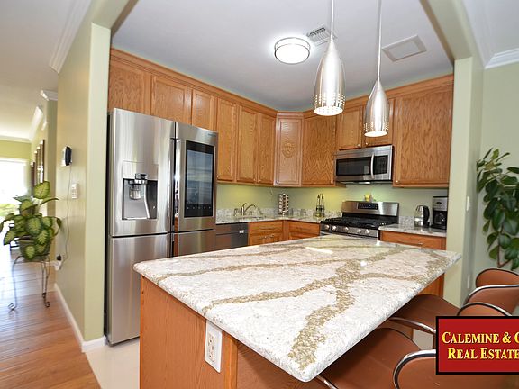 4th image of 7008 Coral Reef Way