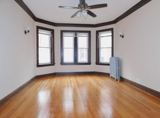 826 Washington St #22, Evanston, IL 60202