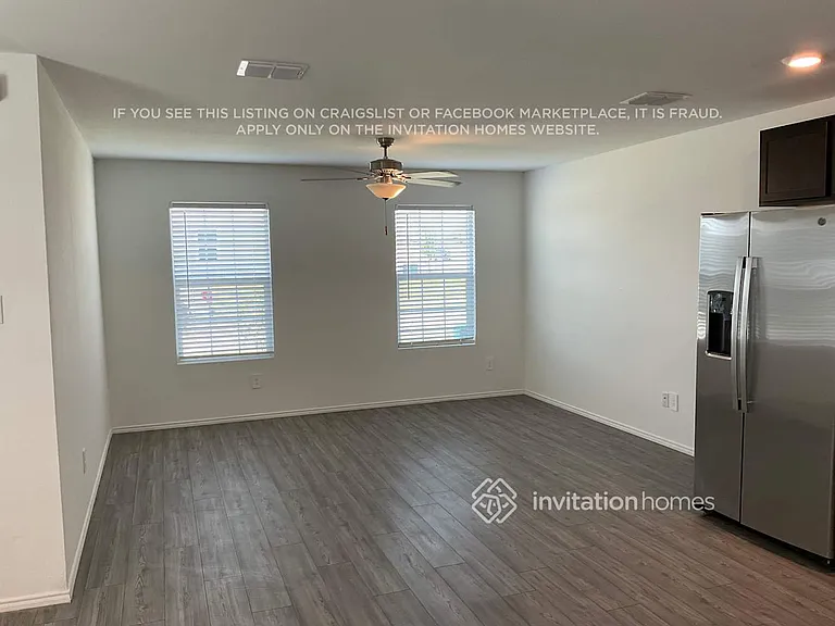 3038 Wallace Wells Ct — Photo 4